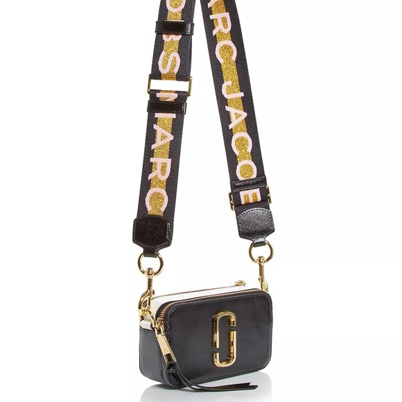 ✨SOLD OUT✨ MARC JACOBS
Snapshot Leather Crossbody - Picture 2 of 8